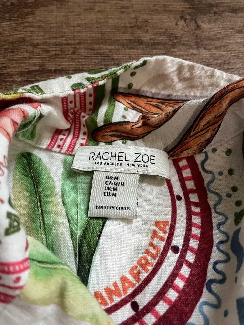 Rachael Zoe Linen Blend Brazil Novelty Print Blouse Size Medium